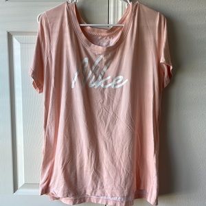 Nike Dri Fit XXL light pink tshirt